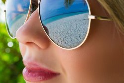 Сонячні окуляри: які будуть модними влітку 2023?